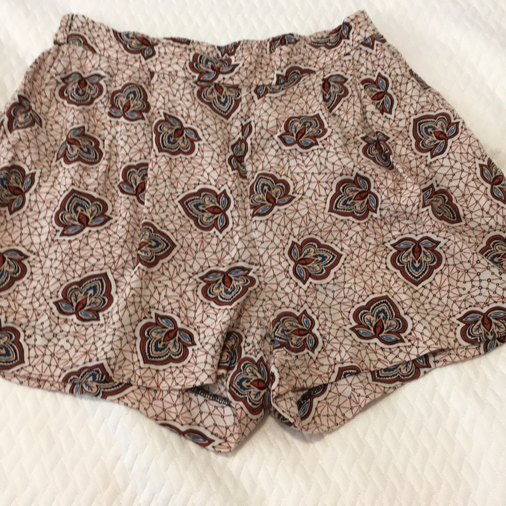 H&M lightweight shorts